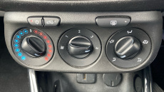 Vauxhall Corsa 1.4 SE Nav 5dr Petrol Hatchback